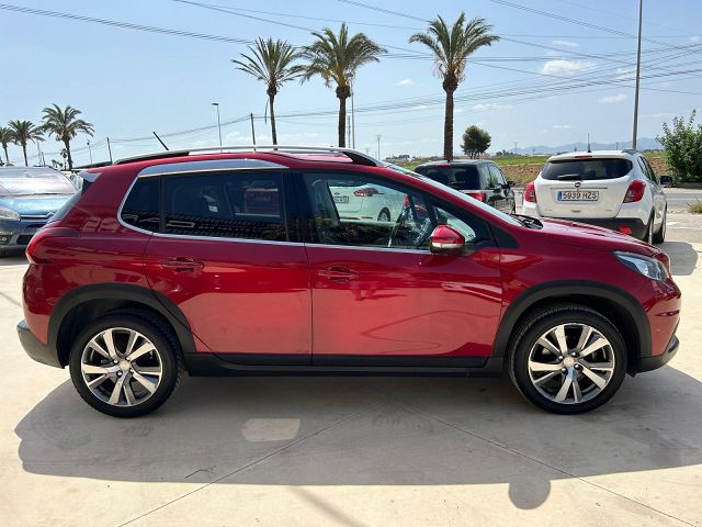 PEUGEOT 2008 ALLURE 1.2 PURETECH AUTO SPANISH LHD IN SPAIN 38000 MILES 2017